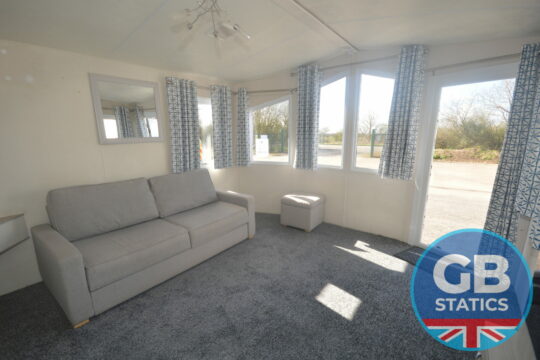 2014 Delta Destiny 2 bed DG CH