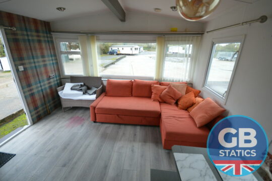 2002 Cosalt Sandhurst 2 bed 32x12ft DG PROJECT VAN