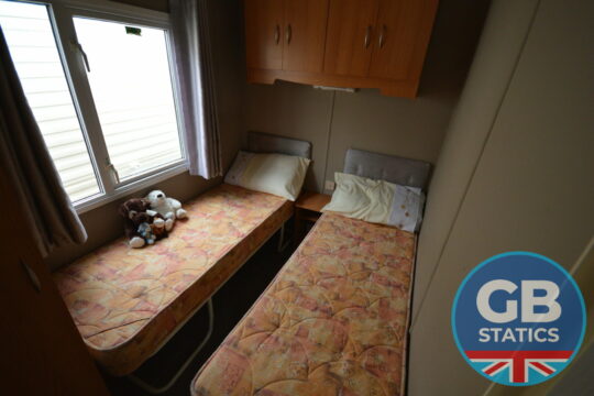 2002 Cosalt Sandhurst 2 bed 32x12ft DG PROJECT VAN