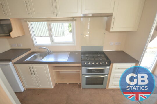 2012 Pemberton Sovereign WHEELCHAIR FRIENDLY/ACCESSIBLE 2 bed DG CH
