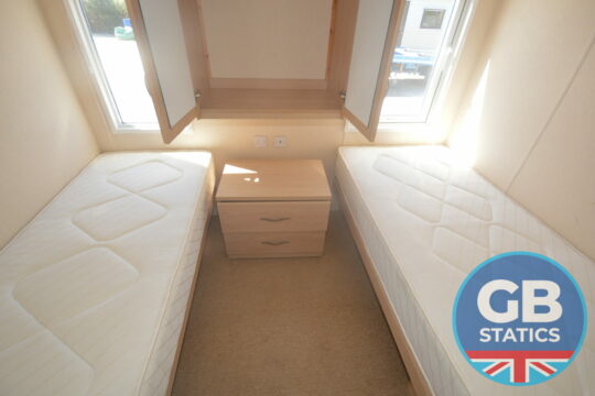 2012 Pemberton Sovereign WHEELCHAIR FRIENDLY/ACCESSIBLE 2 bed DG CH