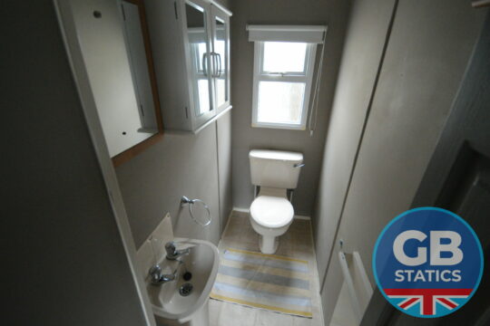 2002 Cosalt Sandhurst 2 bed 32x12ft DG PROJECT VAN