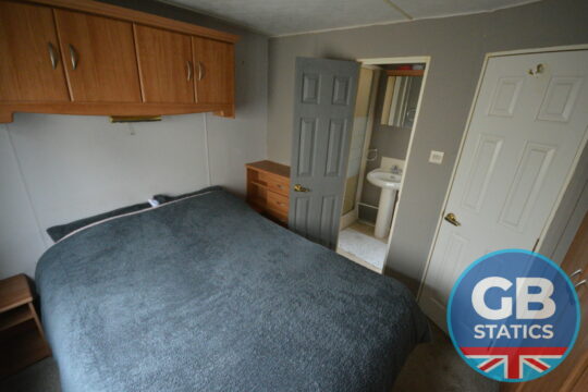 2002 Cosalt Sandhurst 2 bed 32x12ft DG PROJECT VAN