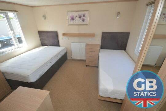 2012 Pemberton Sovereign WHEELCHAIR FRIENDLY/ACCESSIBLE 2 bed DG CH
