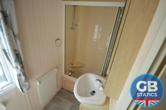 2000 Willerby Lyndhurst 2 Bed 35×12 DG Project Van