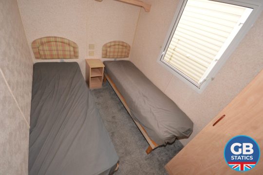 2000 Willerby Kestrel 35x12ft 3 bed
