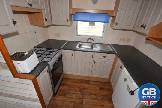 2000 Willerby Kestrel 35x12ft 3 bed