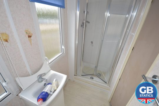 2000 Willerby Kestrel 35x12ft 3 bed